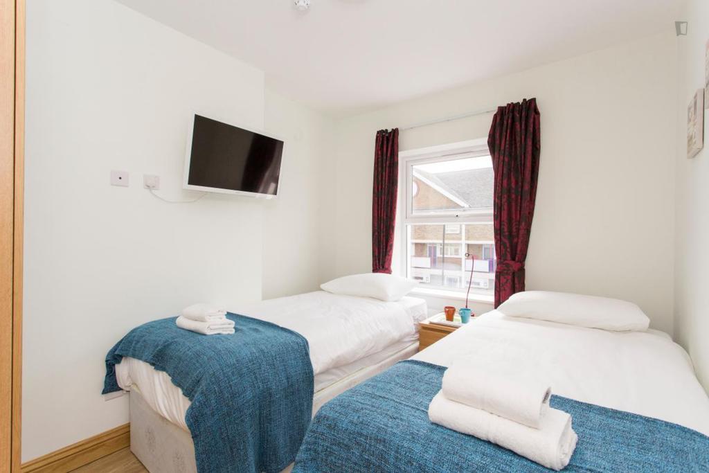 406 Harrow Hotell London Rum bild
