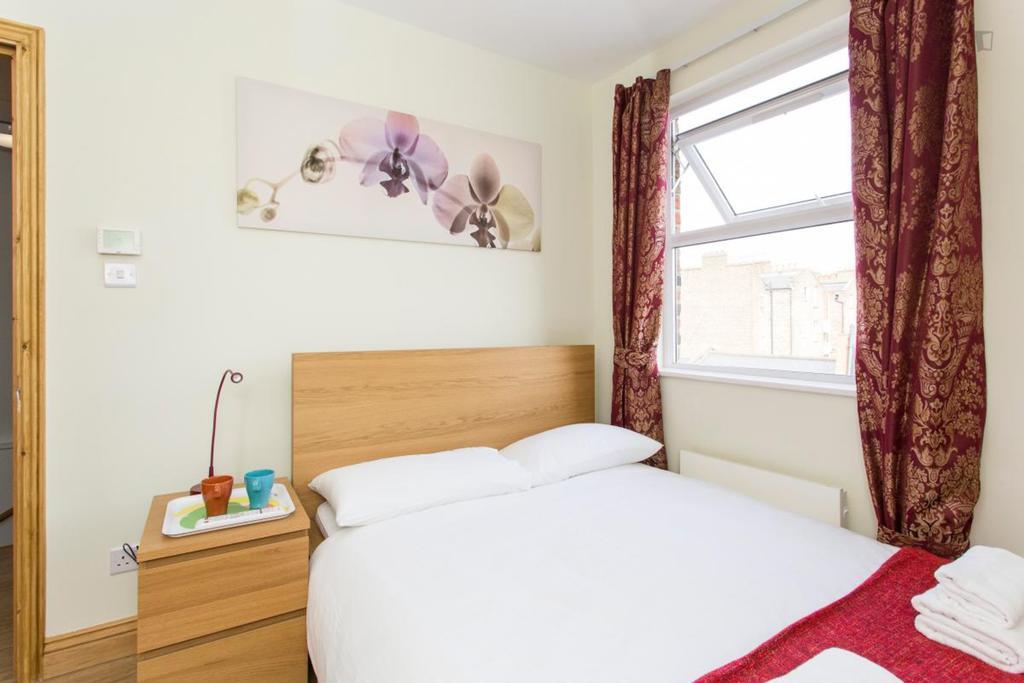 406 Harrow Hotell London Rum bild